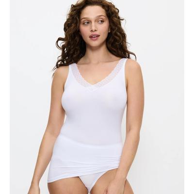 Tanktop TRIUMPH "Tank-Top Hemdchen aus hochwertigem Lenzing TENCEL", Damen, Gr. XS, weiß, Spitze, Obermaterial: 87% Modal, 13% Elasthan, figurbetont hüftbedeckend, Rundhals, Tops Tanktop, sehr weich