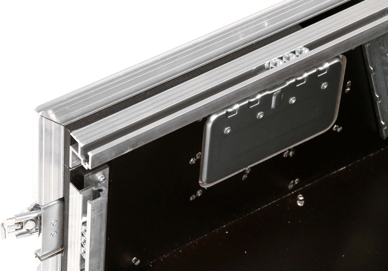 Thon L-Rack 4U 45 Service Hatch RA resina fenolica marrone