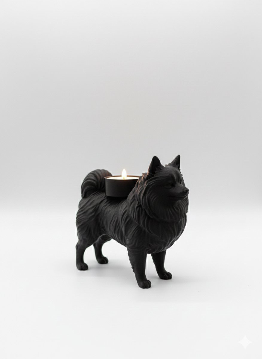 Keeshond waxinelichthouder – karaktervol hondenbeeld met warm LED-licht, Zwart