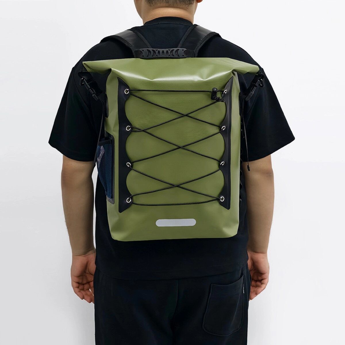 INF Wasserdichter Canyoning-Rucksack — 30L PVC Dry Bag mit IPX6, Nass-Trocken-Trennung und reflektierender Sicherheit für Dunkelgrün