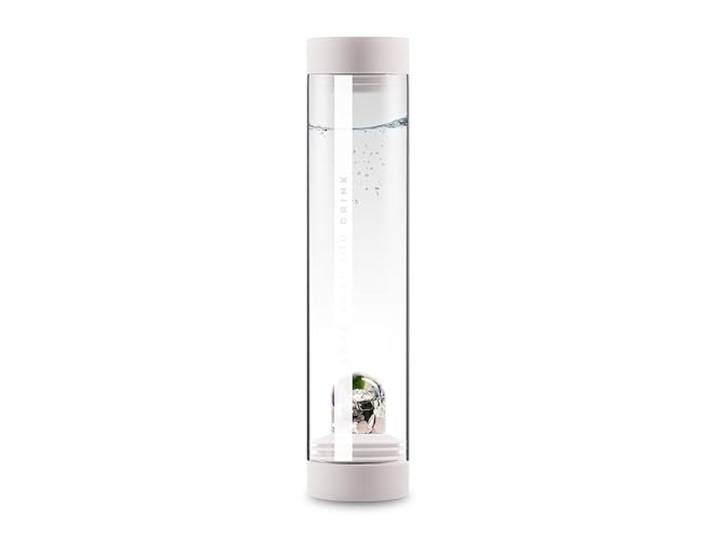 VitaJuwel Sana BEAUTY cloud white Karaffe aus Glas mit Edelsteinen (Amethyst, Rosenquarz, Jade & Bergkristall) - für Entspannung, Selbstliebe & Vitalität