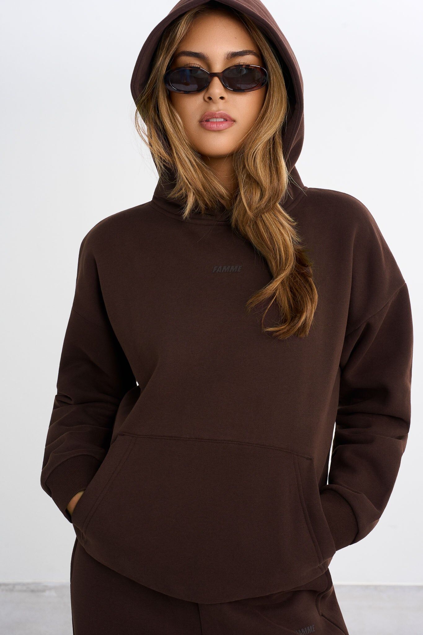 FAMME - Essential Oversized Hoodie - Brown / L