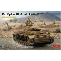 Rye Field Model Pz. Kpfw. III Ausf. J w/full interior