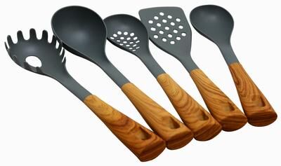 Oster 5-Piece Plastic Tool Set with Wooden Pattern Handles