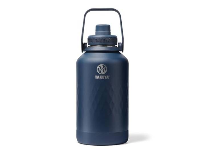 Takeya Sport-Wasserflasche mit Auslaufdeckel und Eisblocker (1,8 l, Indigo), dreiwandig, auslaufsicher, Edelstahl-Wasserflasche für Fitnessstudio und Outdoor