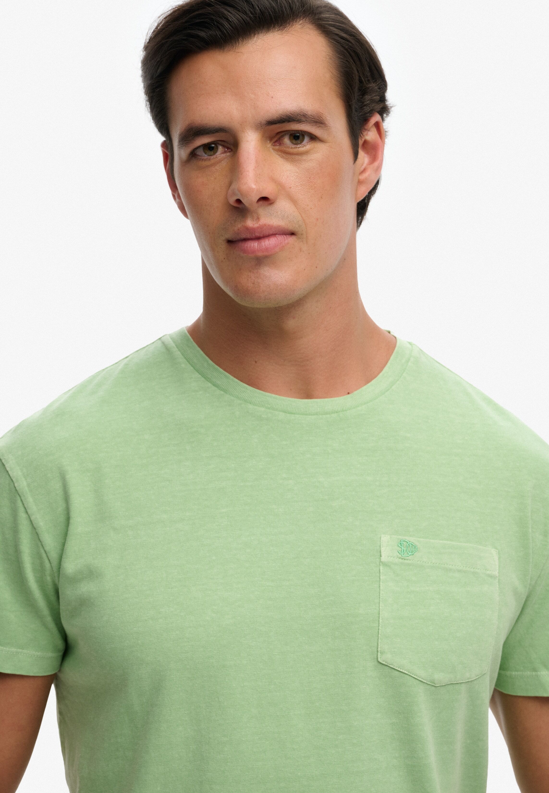 Superdry "COTTON CLASSIC LINEN PKT TEE" Baumwollmischung, relaxed fit aus luftig leichtem Baumwoll-Leinen-Mix pastel peppermint L