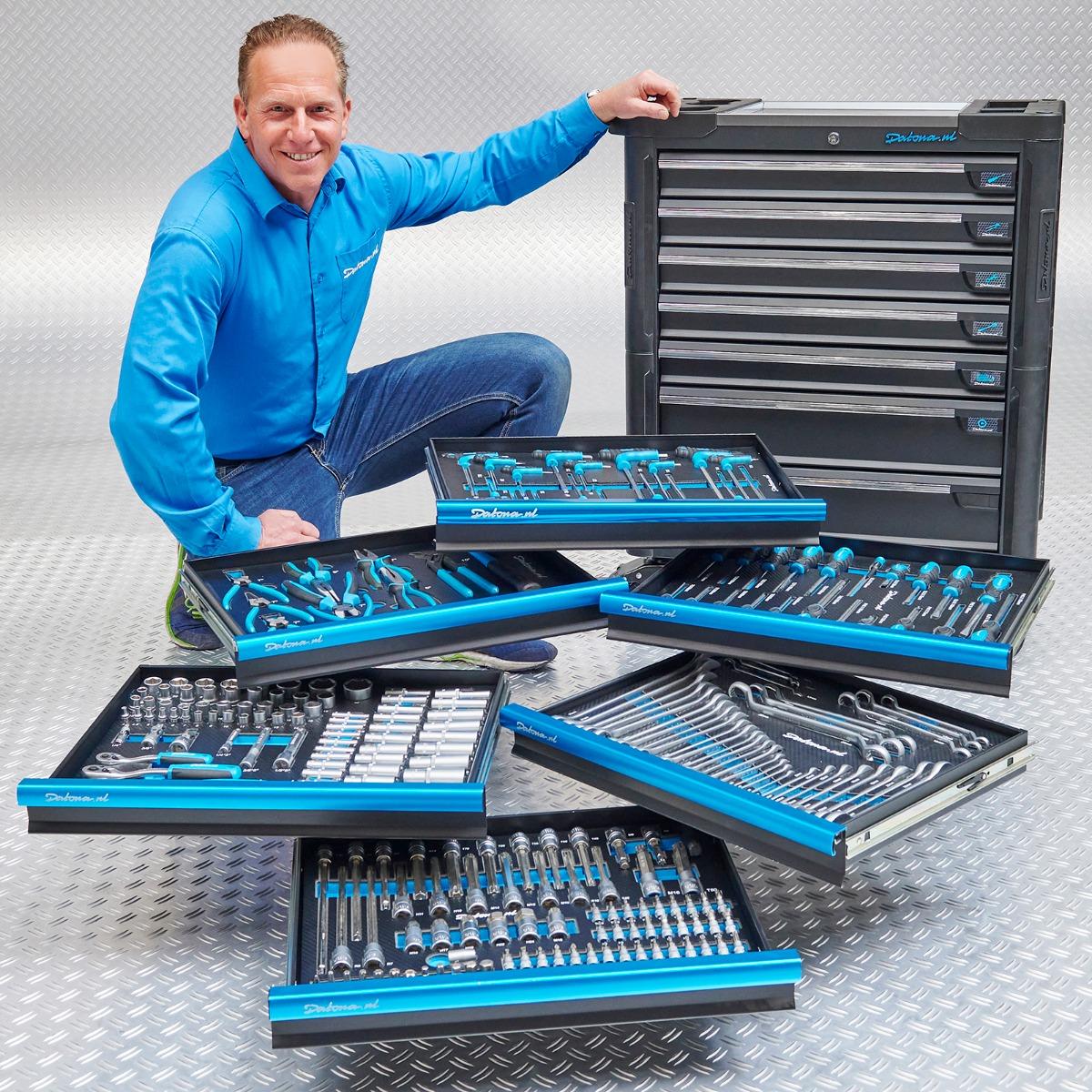 Werkzeugwagen Tech-Line 80 cm + 273-teiliges Werkzeugset