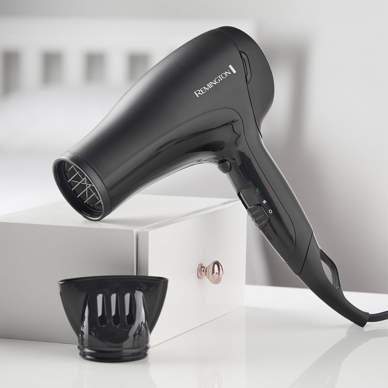 Remington Hair Dryer (Powerful, Lightweight, Concentrator, Ceramic Ionic Grille for even Heat Anti-Static, 3 Heat / 2 Speed Settings with Cool Shot, Eco Setting for Energy Saving, 2000W) D3010