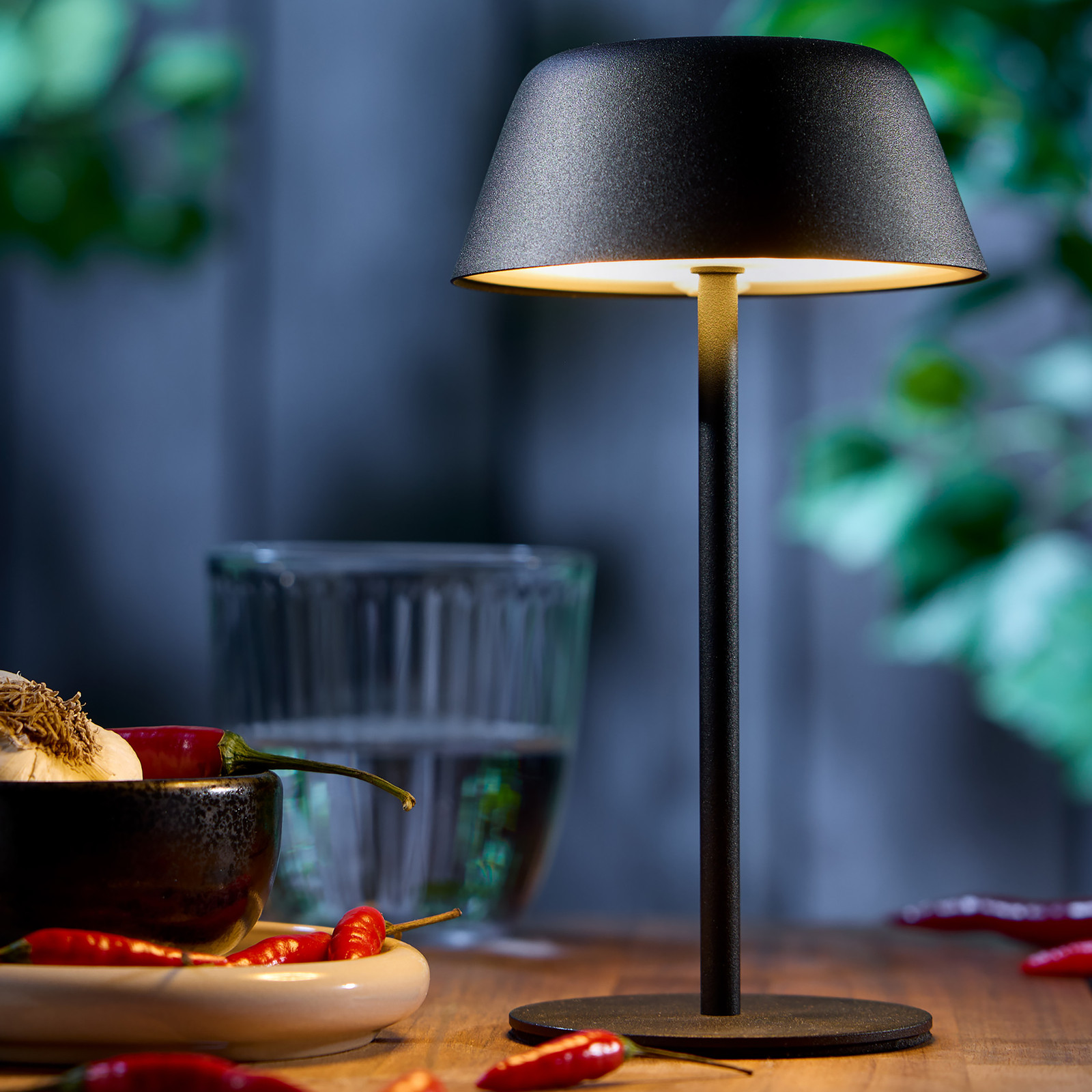 home24 Mini LED-lampje LIGHT UP, zwart, Ø 9 cm