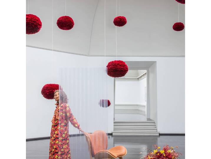 UMAGE Designer Hängelampe Eos large, dimmbar, rot, für Wohn- / Esszimmer, Design, Pendelleuchte