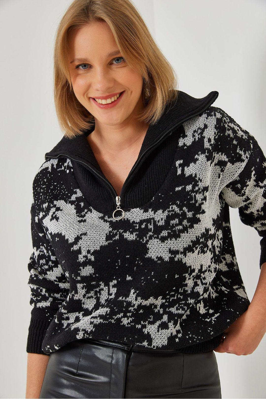 Abstract Strickpullover mit Reißverschluss-Kragen
