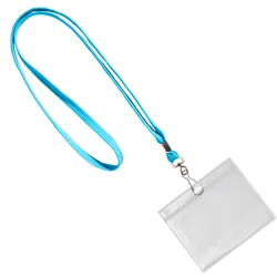 100 Ausweishülle mit Band Querformat | hellblau | A7, Weich-PVC, Polyester