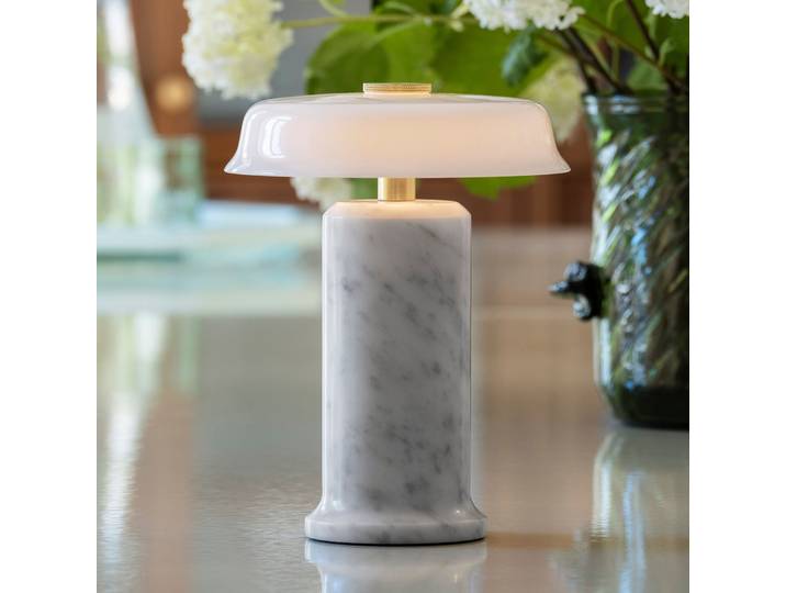 Trip No. 2 LED-Akku-Tischlampe, Marmor, Glas - Design By Us - Balkon - Stein - Einflammig