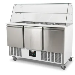 Romux® Saladette und Pizzatisch 3 Türen 135x70 cm für 12 GN-Behälter mit Arbeitsplatte und Glaskuppel | Kühltisch von Pizzen und Salaten