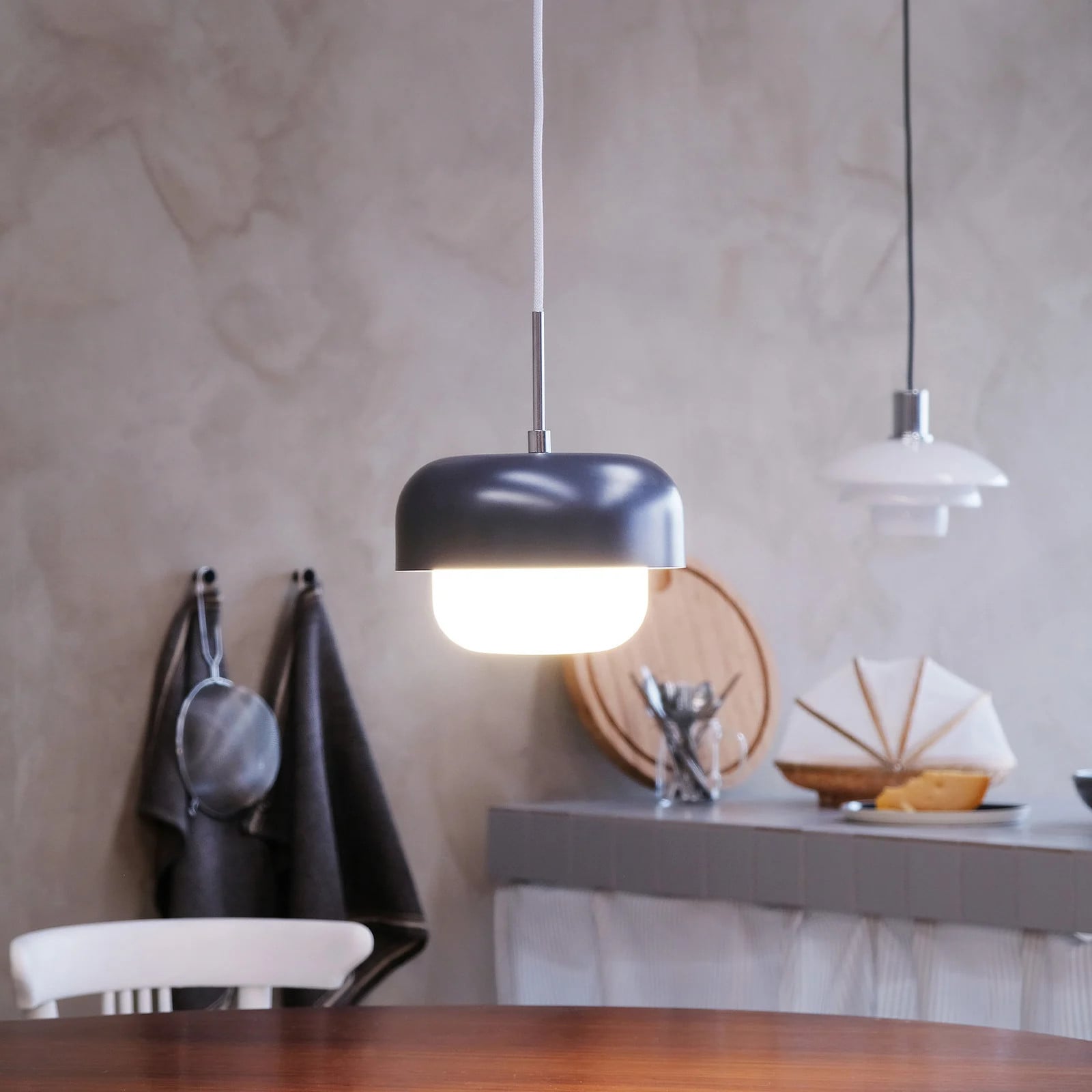 Dyberg Larsen Haipot hanglamp donkergrijs - Scandinavisch design - Metaal