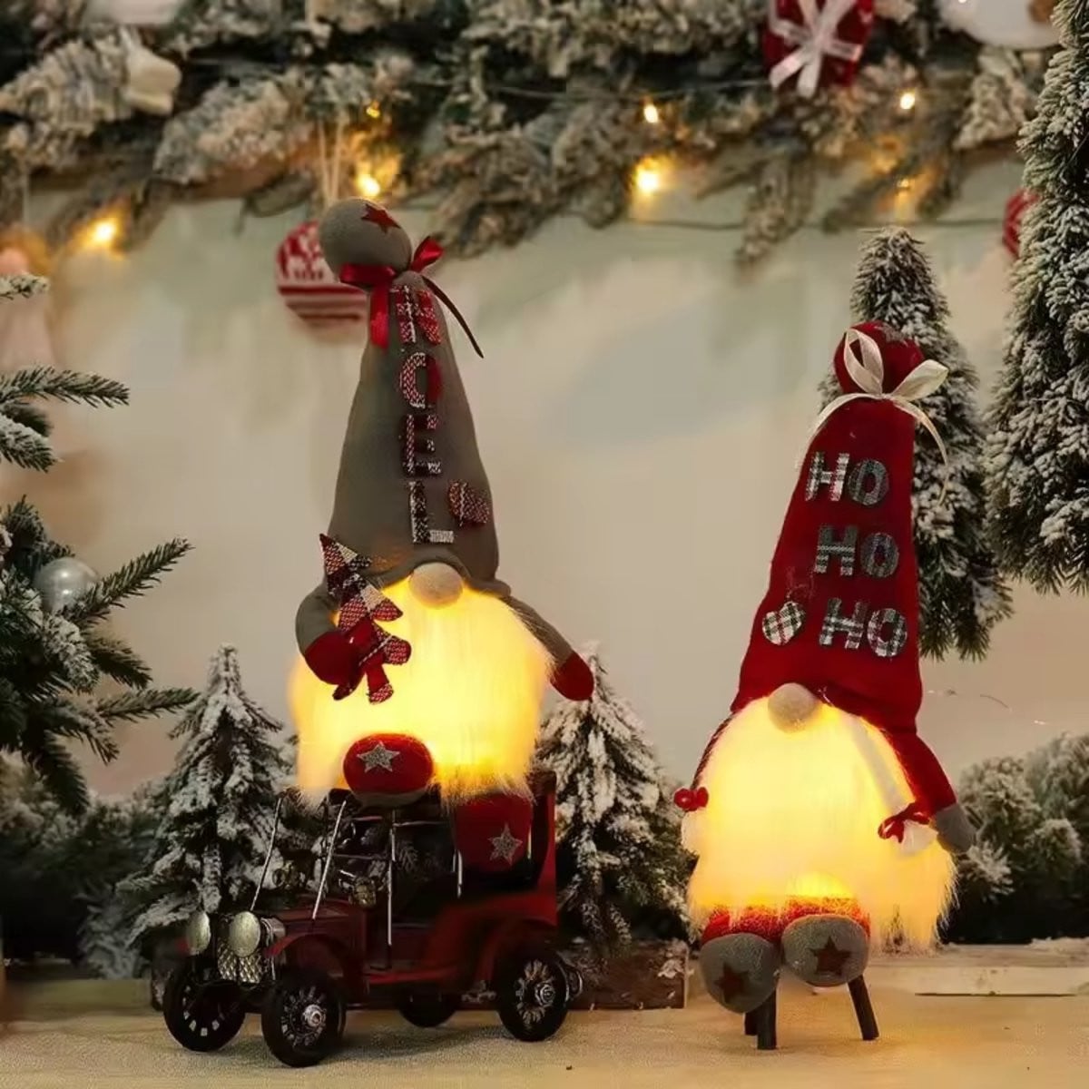 FLOOQ Gnoom Set 2 Stuks met Verlichting - Kerstkabouter Decoratie voor Binnen