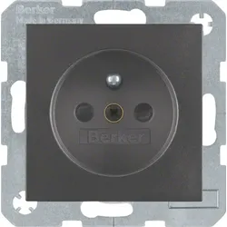Berker Steckdose mit Schutzkontakt B.1/B. 6768761606