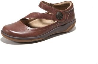 Women's Ava Slip-On Flat by Hälsa in Brown (Size 7 M)