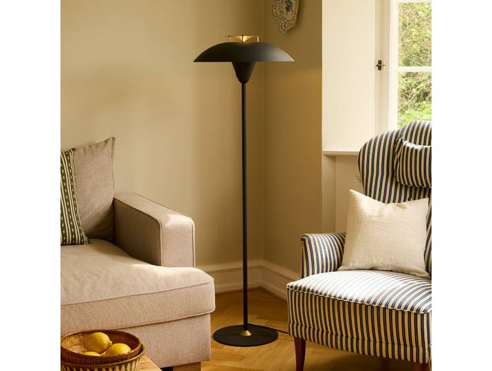 STEPP Stehlampe, schwarz, Höhe 140 cm, Metall - Halo Design - Wohnzimmer - Skandinavisch - Einflammig
