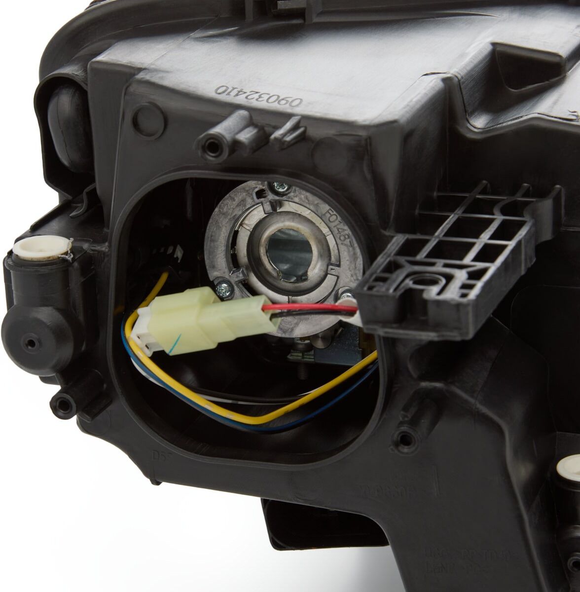 TYC 20-15872-06-2 Headlight