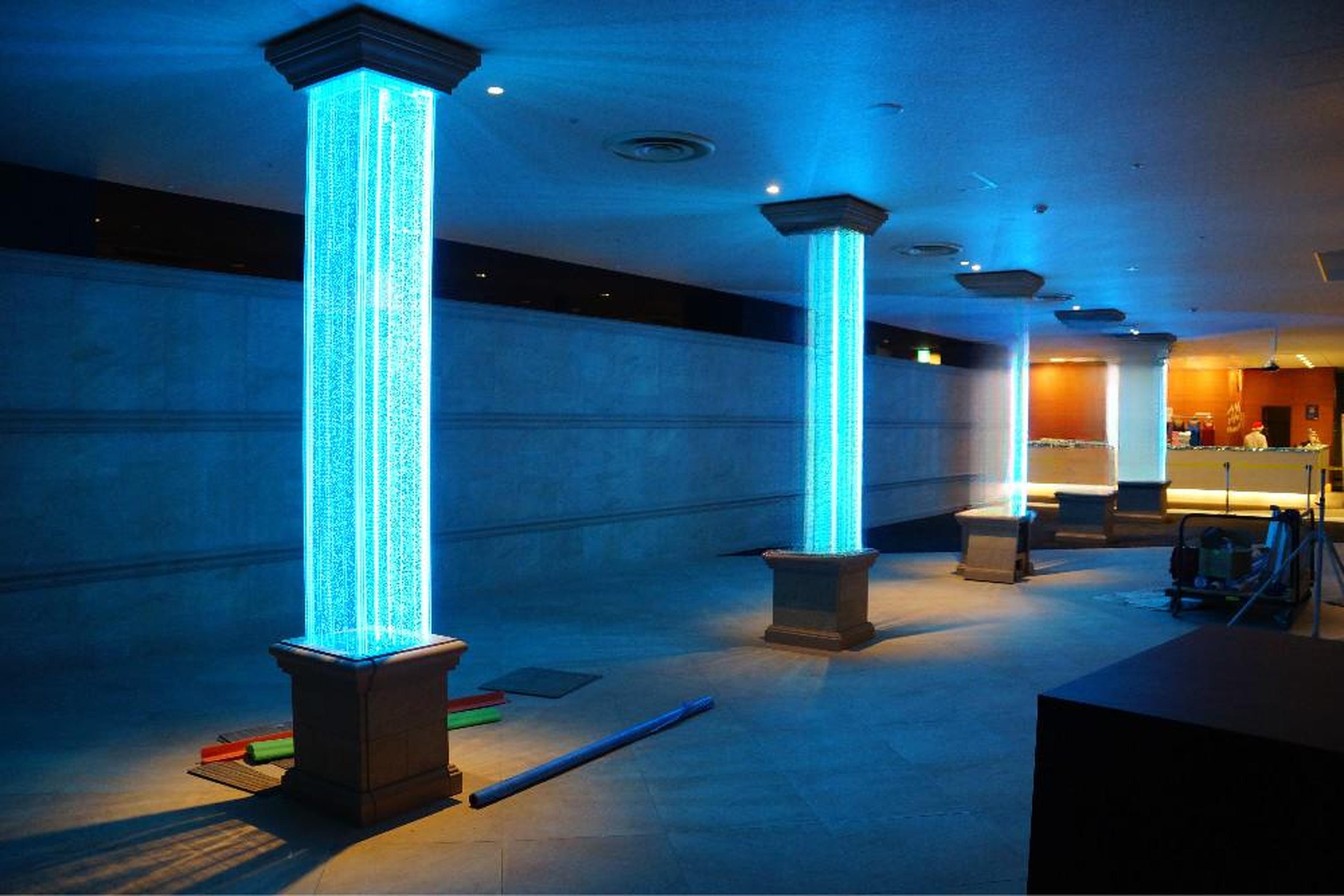Designer 270cm Wassersäule xxl wasser säulen Bar Lokal Wasser Wand Water Wall