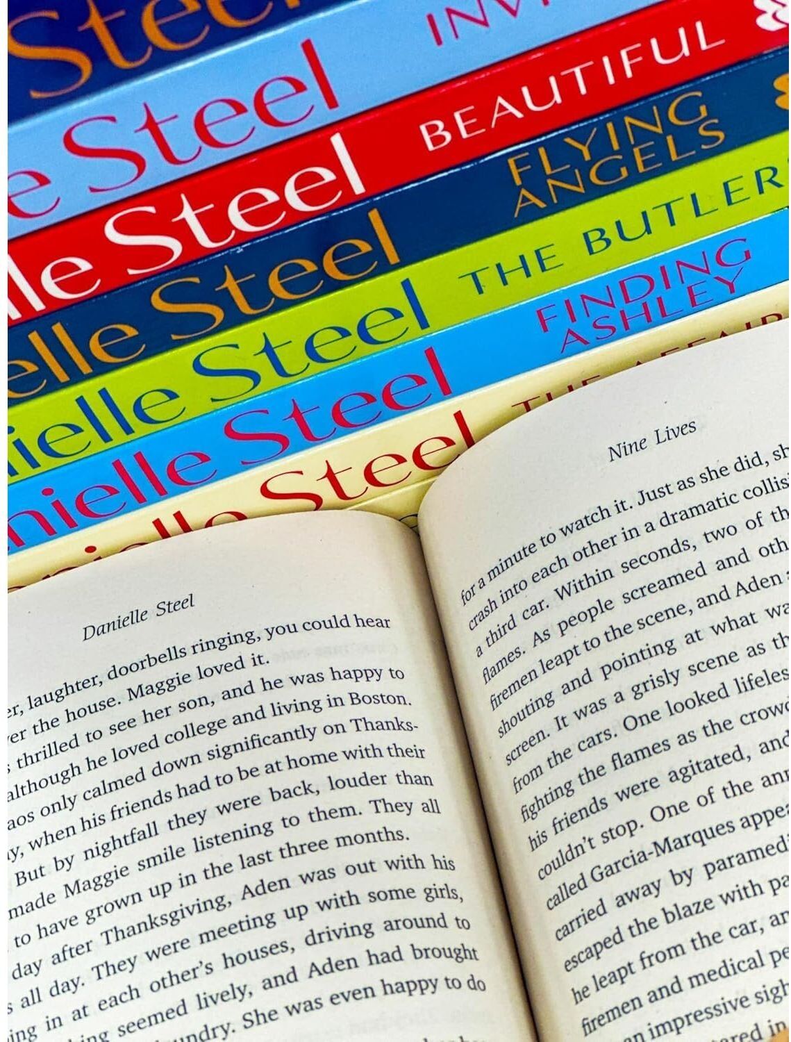 Corgi Danielle Steel 12 Books Collection Set – The Wedding Dress & Romance Fiction Collection