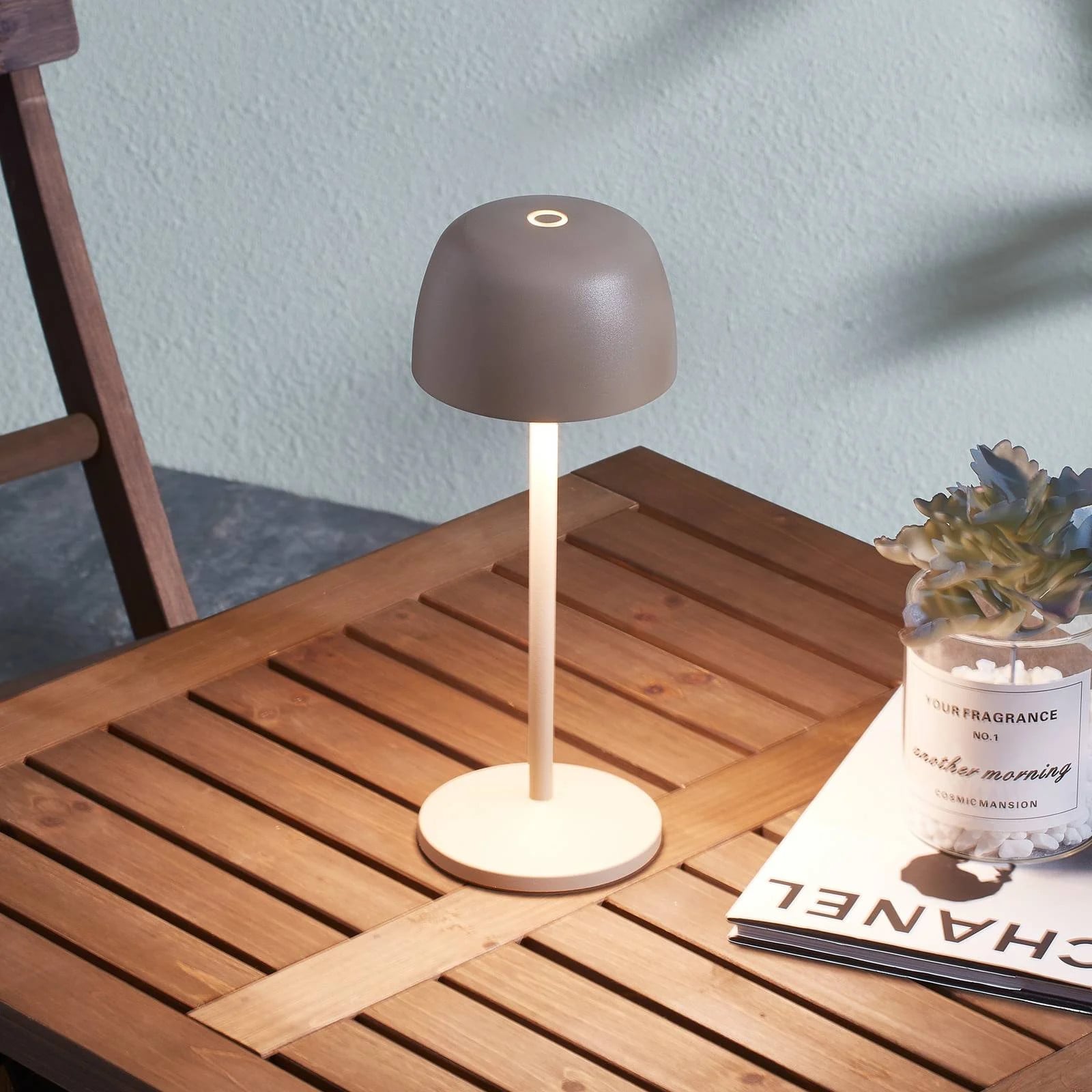Lindby Arietty LED tafellamp, beige, aluminium, dimbaar, oplaadbaar