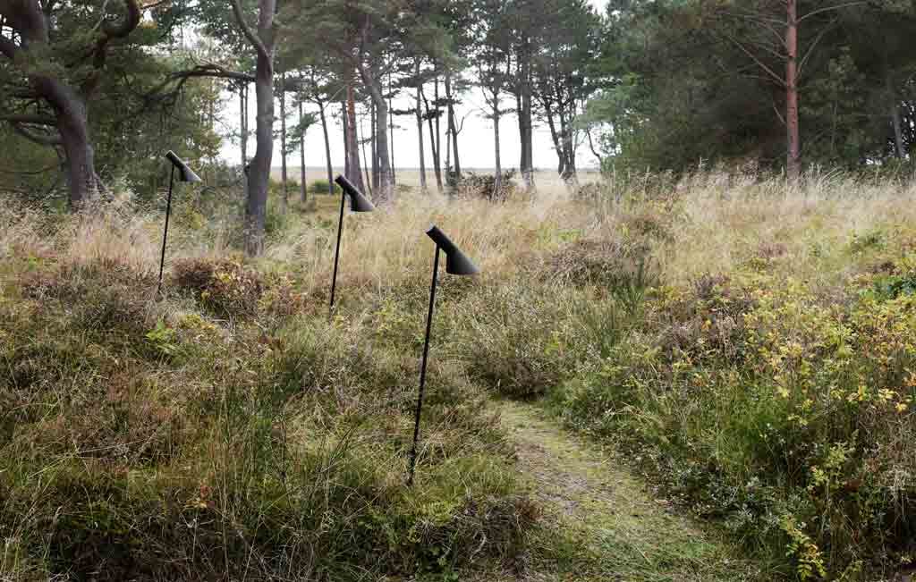 Louis Poulsen AJ Garden Pollerleuchte (lang, Erdspieß ohne Adapter, 4000K) lang   Erdspieß ohne Adapter   4000K