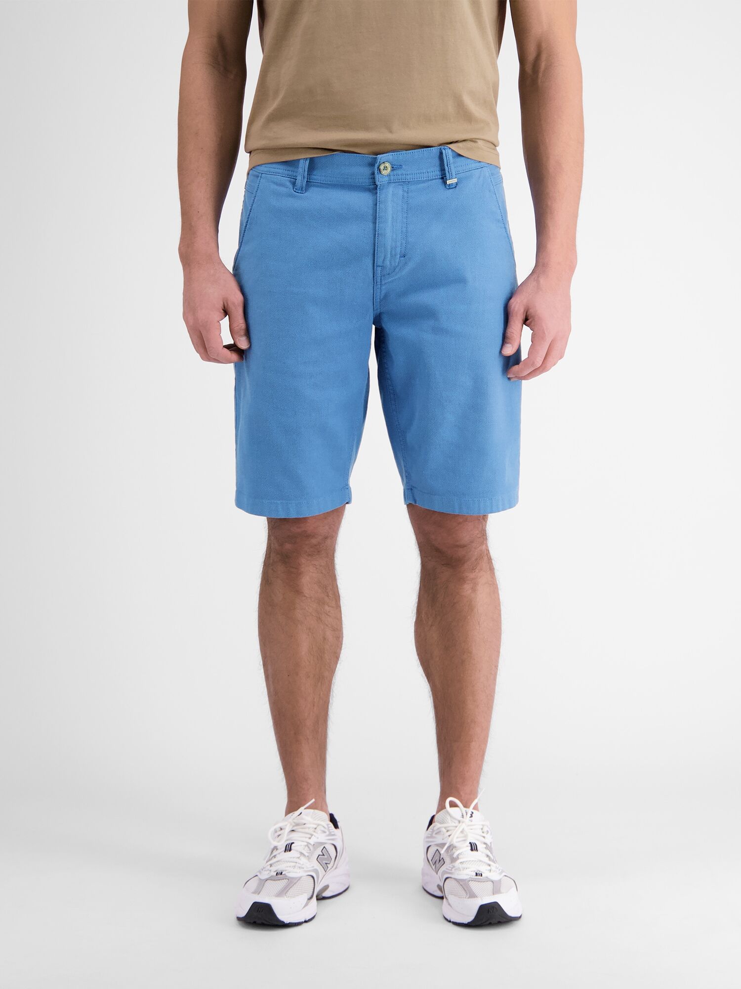 Bermudas LERROS "Bermuda in Strukturqualität", Herren, Gr. 34, blau (lagoon blau), 98% Baumwolle, 2% Elasthan, Hosen Bermudas lagoon blau 34