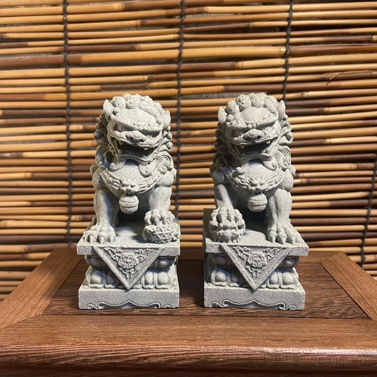 Meerkleurig stenen leeuwen beeldje voor huisdecoratie, hoogte: 10 cm