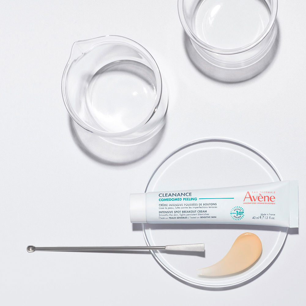 Avène Cleanance Comedomed Peeling crema intensiva para brote de granos 40 ml