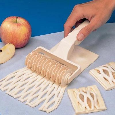 Pie Pizza Cutter, Selection High Quality Pastry Bakeware Embossing Dough Roller, Lattice Cake Tools Plastic Baking Tool l