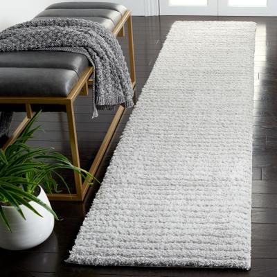 SAFAVIEH Tahoe Shag Heikea 1.2-inch Thick Rug
