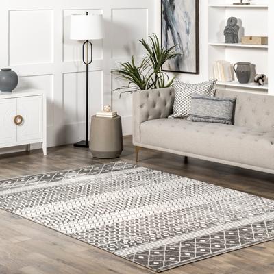 Nuloom Kimberly Transitional Moroccan Banded Area Rug