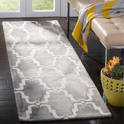 SAFAVIEH Handmade Dip Dye Teri Watercolor Vintage Boho Wool Rug