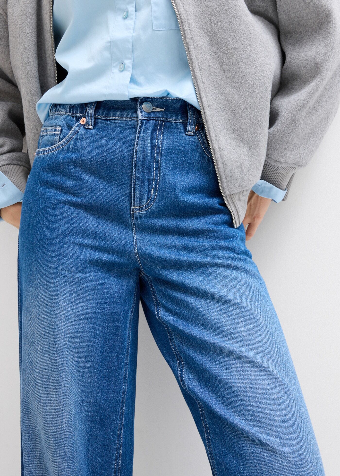 Weite Jeans BONPRIX, Damen, Gr. 48, K-Gr, blau denim used, Obermaterial: 100% Baumwolle, loose fit, Jeans Weite Jeans, weite Passform, 5-Pocket-Design, elastischer Bequembund, hohe Bundhöhe blau denim used 48, K-Gr