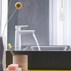 hansgrohe Talis E Waschtisch-Einhebelmischer 71710700 mit Ablaufgarnitur, mattweiß