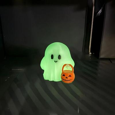 Inspired Finds Cute Anime Pumpkin Statue Halloween Home Decor Figurine noctilucent 1pcs