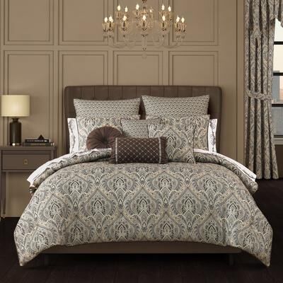 Royal Court Maren Comforter Set