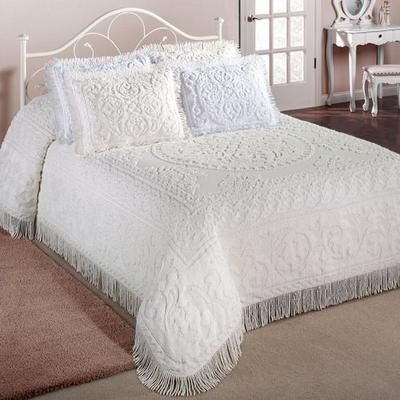 Beatrice Home Fashions/Bed Chenille Medallion Bedspread, Queen, Ivory