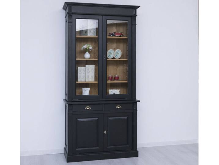 Schwarzer Vitrinenschrank im Landhausstil