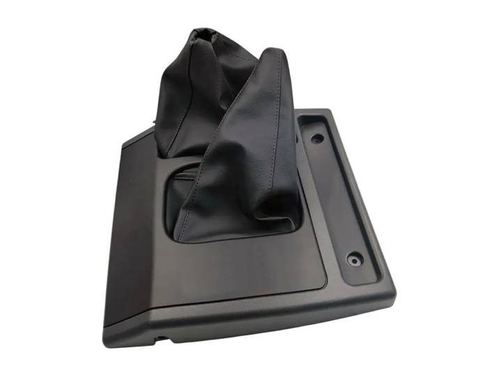 Cache de protection pour levier de vitesses de voiture Nissan Patrol Y60 1997-1998 K1378132J00A-C, garniture de levier de vitesses, pièces intérieures