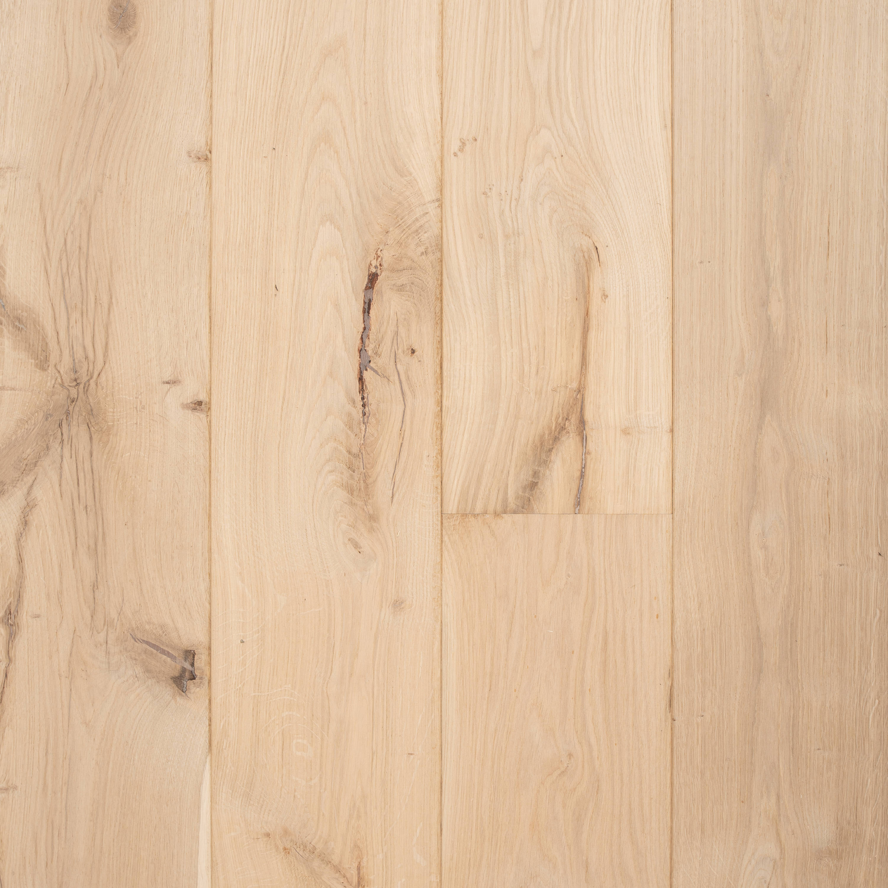 Luxury Flooring Light Engineered Oak Smooth & Unfinished Flooring - 20mm x 1900mm x 190mm