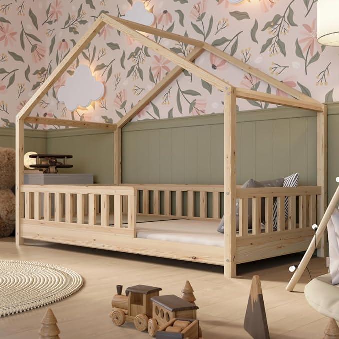 Hausbett 90x200 cm - Kinderbett aus Naturholz mit Rausfallschutz - Montessori Bodenbett mit Höhenverstellbaren Beinen und Abnehmbarer Barriere - Crazy House