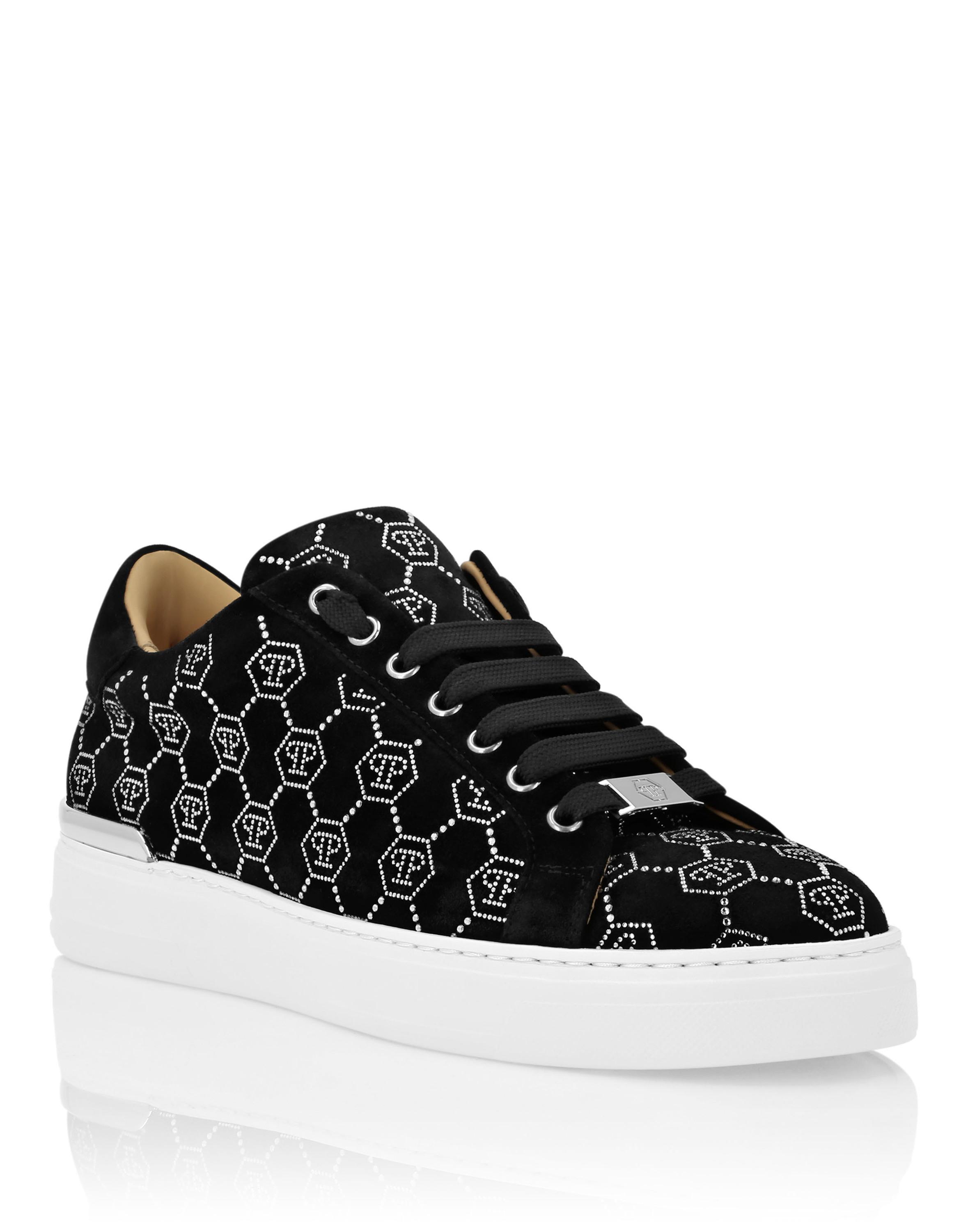 Sneaker Monogram