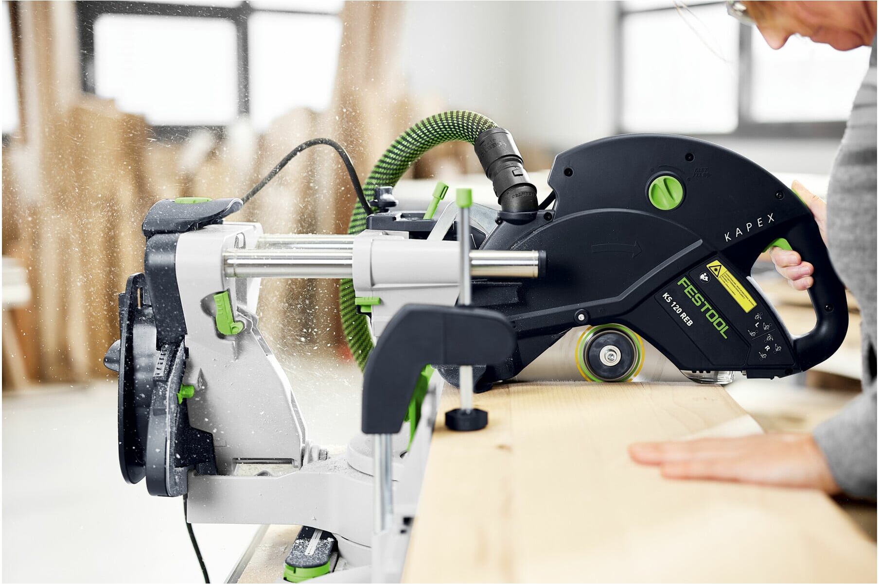 Festool KS 120 REB-Set-MFT KAPEX Kapp-Zugsäge mit leistungsstarkem Motor und präziser Schnitttiefe für Holzwerkstoffe, inkl. Multifunktionstisch MFT KAPEX, 576663)