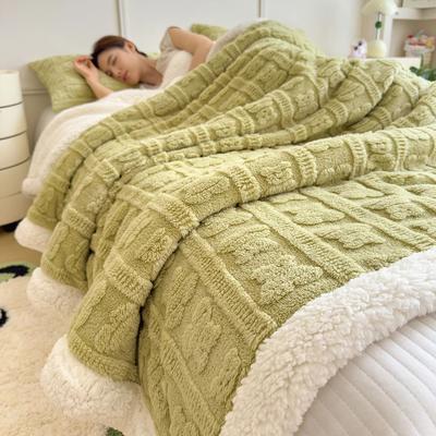 Uplift Picks Thick Coral Fleece Winter Blanket Soft Lamb Wool Sofa Throw green 180x200 Cm