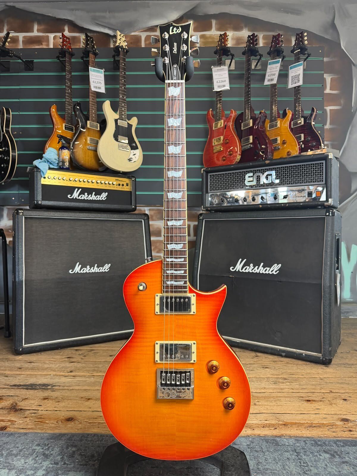 ESP LTD EC-1000ET Vintage Honey Burst 2016 Electric Guitar   Honey Burst - Refurbished