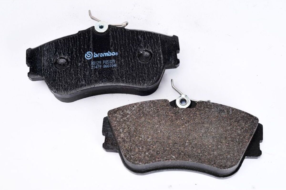 Bremsbelagsatz BREMBO P 85 029, Vorne