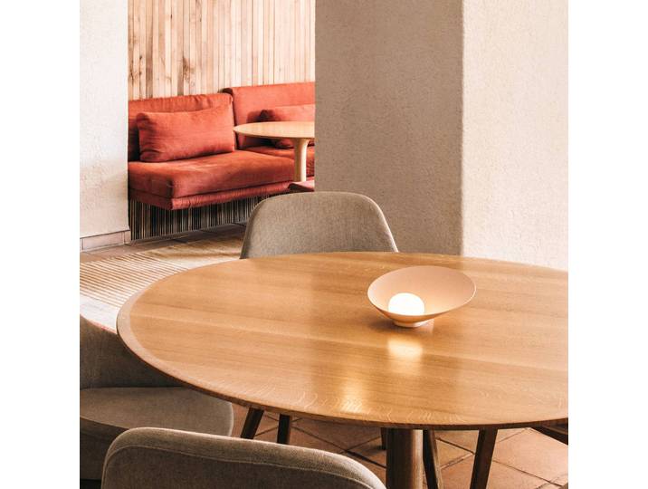 Vibia LED Tischlampe Musa, dimmbar, creme / amber, für Wohn- / Esszimmer, Aluminium, Modern, LED Tischlampe